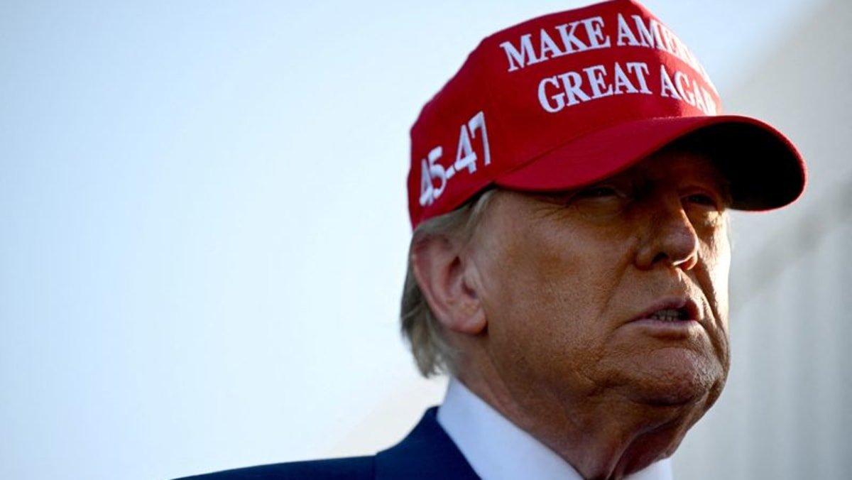 FBI says bomb threats made against Trump nominees FBI says bomb threats made against Trump nominees