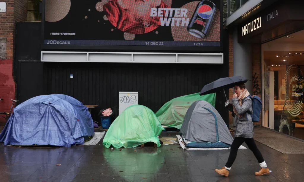 UK Councils Struggle Refugee Homelessness Crisis Deepens