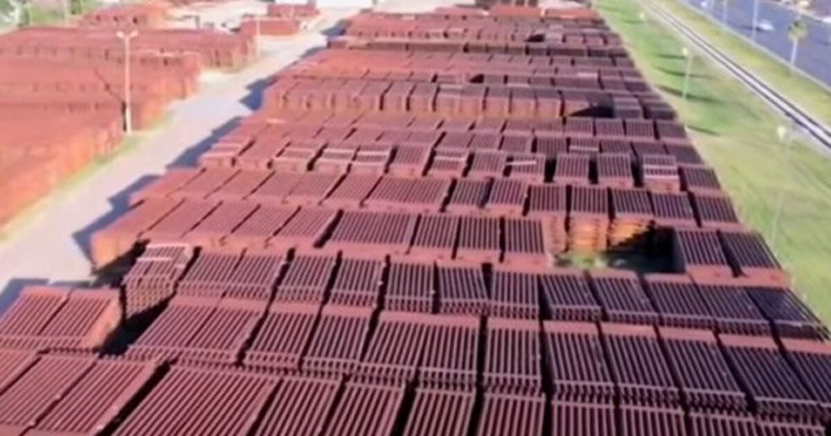 Texas Attorney General Paxton Stops Biden’s Attempt to Get Rid of Border Wall Materials Before Trump Returns to Office | The Gateway Pundit Texas Attorney General Paxton Stops Biden’s Attempt to Get Rid of Border Wall Materials Before Trump Returns to Office | The Gateway Pundit
