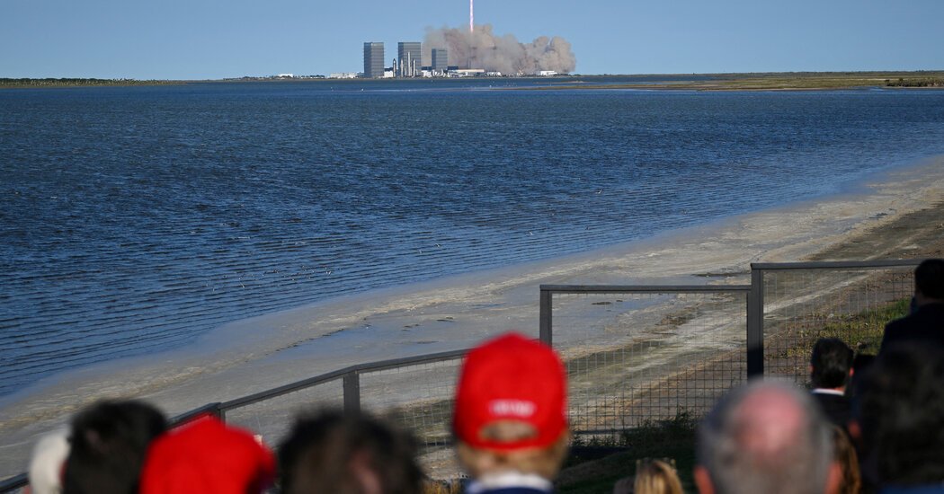 What Trump’s Pledge to Plant the U.S. Flag on Mars Really Means What Trump’s Pledge to Plant the U.S. Flag on Mars Really Means