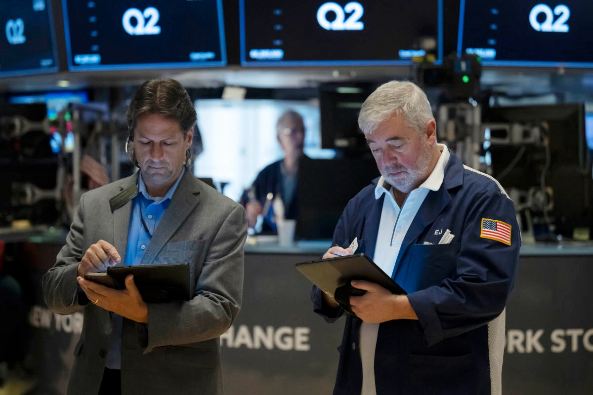 U.S. Stock Market Defies Odds with Positive Week Gains U.S. Stock Market Defies Odds with Positive Week Gains