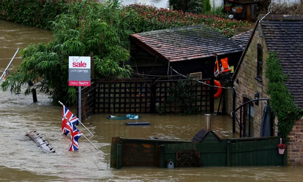 UK Weather Crisis: Northern Floods Threaten Economic Stability