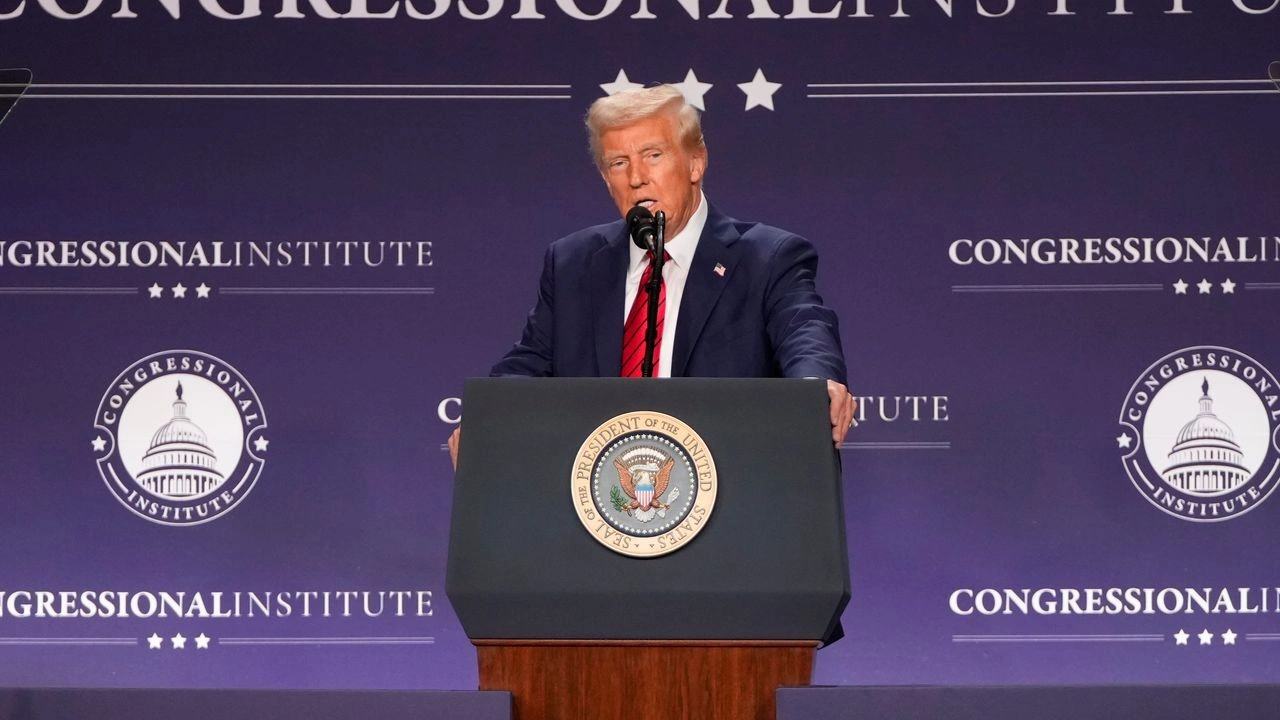 Trump Warns: China’s DeepSeek AI Challenges US Tech
