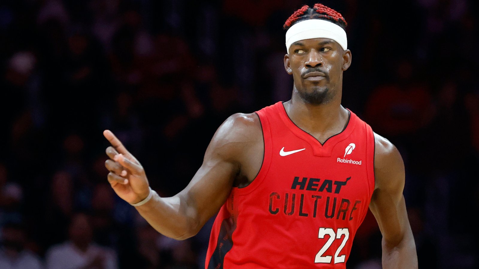 Jimmy Butler saga takes another twist with his announcement Jimmy Butler saga takes another twist with his announcement