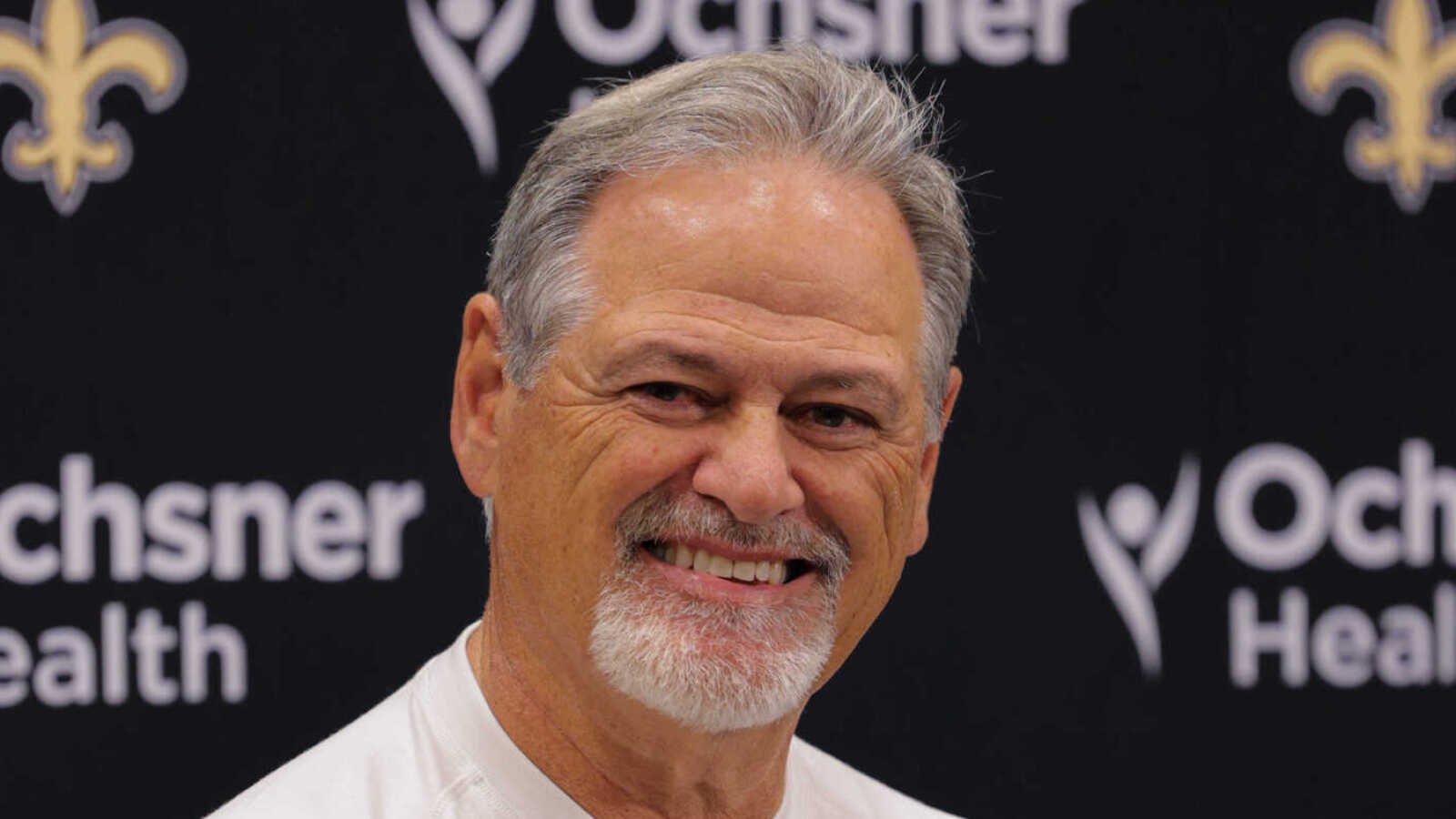 Saints GM Mickey Loomis: Next HC will help shape direction at QB Saints GM Mickey Loomis: Next HC will help shape direction at QB