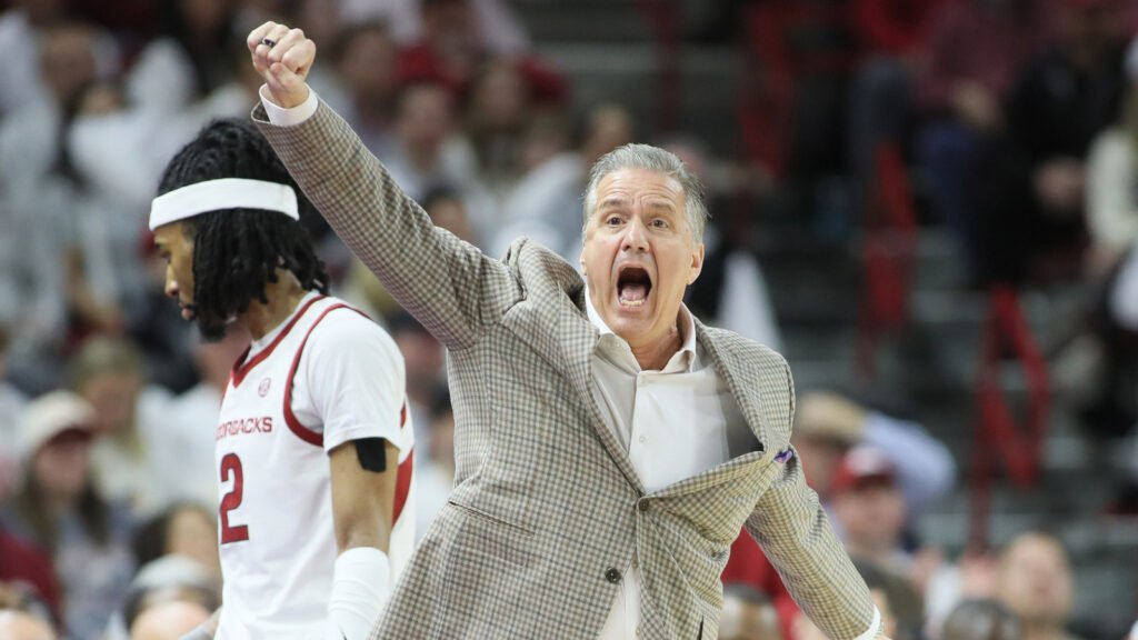 Time for John Calipari, Arkansas to hit the panic button