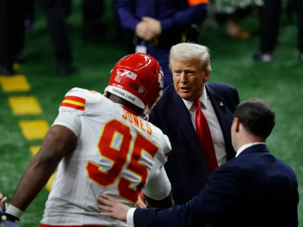 President Trump Shakes Up Super Bowl 2025 Historic Appearance as First Sitting President at America’s Iconic Event Politics Meets Popular Culture