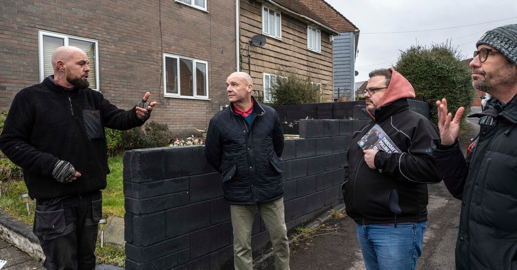 Britain’s Hard-Right Reform U.K. Party Wins Over Some Labour Voters Britain’s Hard-Right Reform U.K. Party Wins Over Some Labour Voters