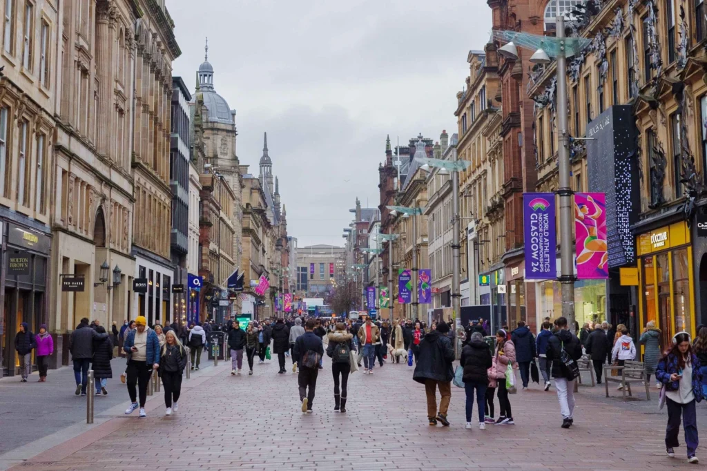 UK Retail Revival January 2025 Amazing Sales Growth Defies Economic Odds as Foot Traffic Soars with Deep Discounts