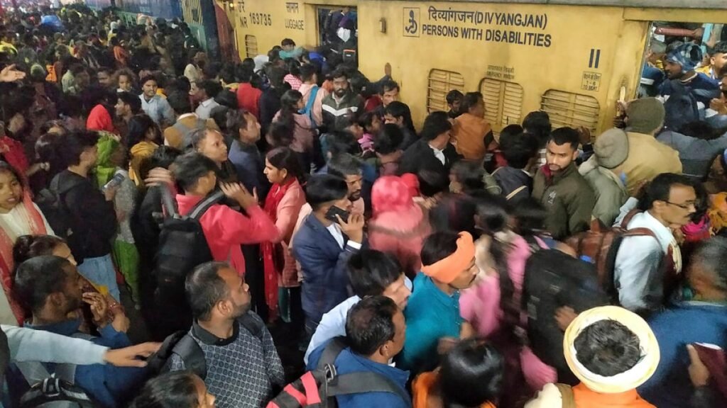 Children among 15 killed in crush at New Delhi train station in India | Transport News