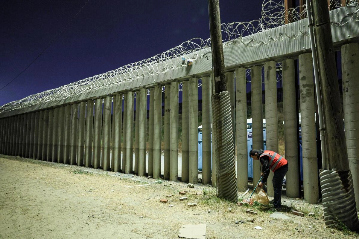 San Diego’s Defiance Against ICE Cooperation Sparks Debate on Trump Border Enforcement and Community Safety San Diego’s Defiance Against ICE Cooperation Sparks Debate on Trump Border Enforcement and Community Safety